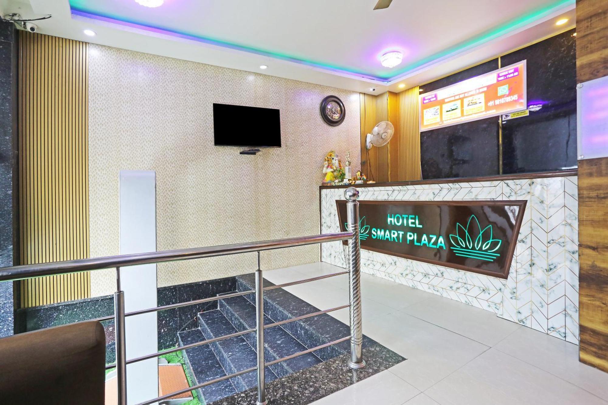 Hotel Smart Plaza By Smart Group New Delhi Exterior foto