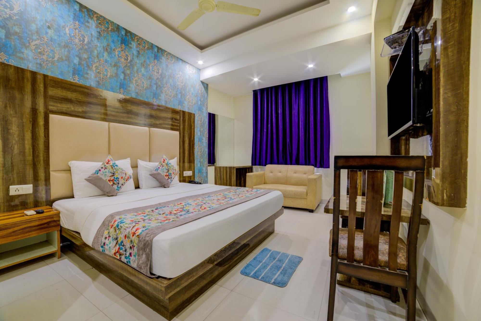 Hotel Smart Plaza By Smart Group New Delhi Exterior foto