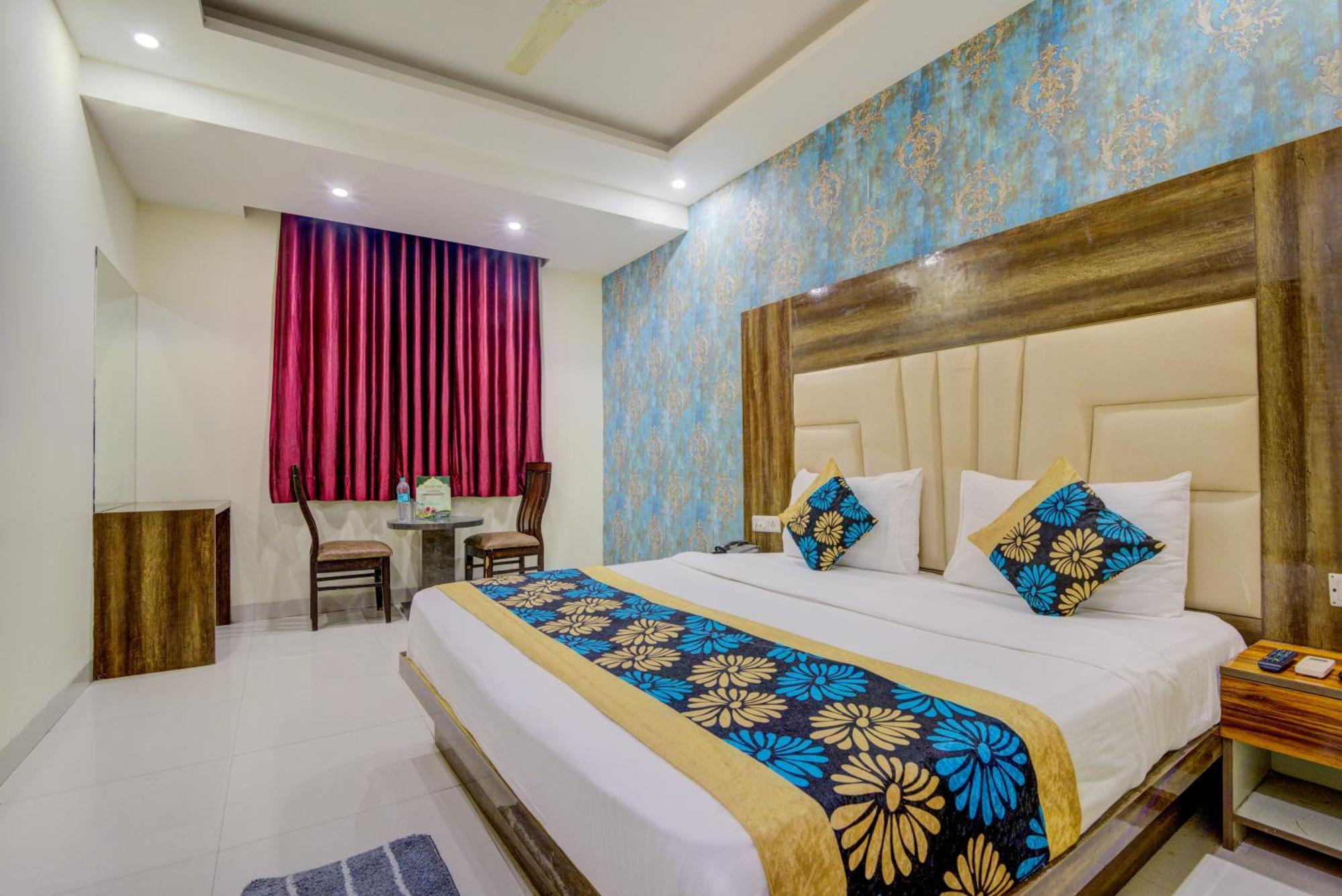 Hotel Smart Plaza By Smart Group New Delhi Exterior foto