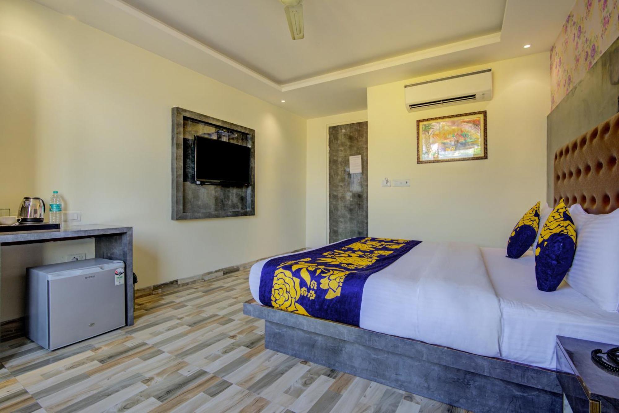 Hotel Smart Plaza By Smart Group New Delhi Exterior foto